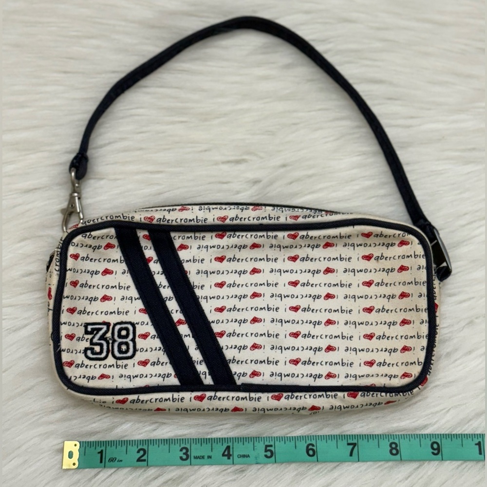 ABERCROMBIE & FITCH SHOULDER BAG - Picture 7 of 9